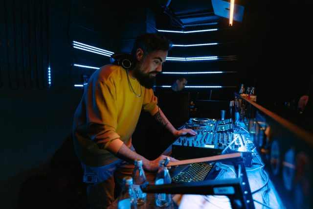 Henry Saiz — 7