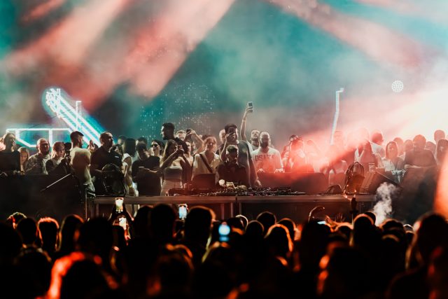 Istorijski trenutak: Bonobo u Beogradu – Pogledaj Foto Galeriju — 23